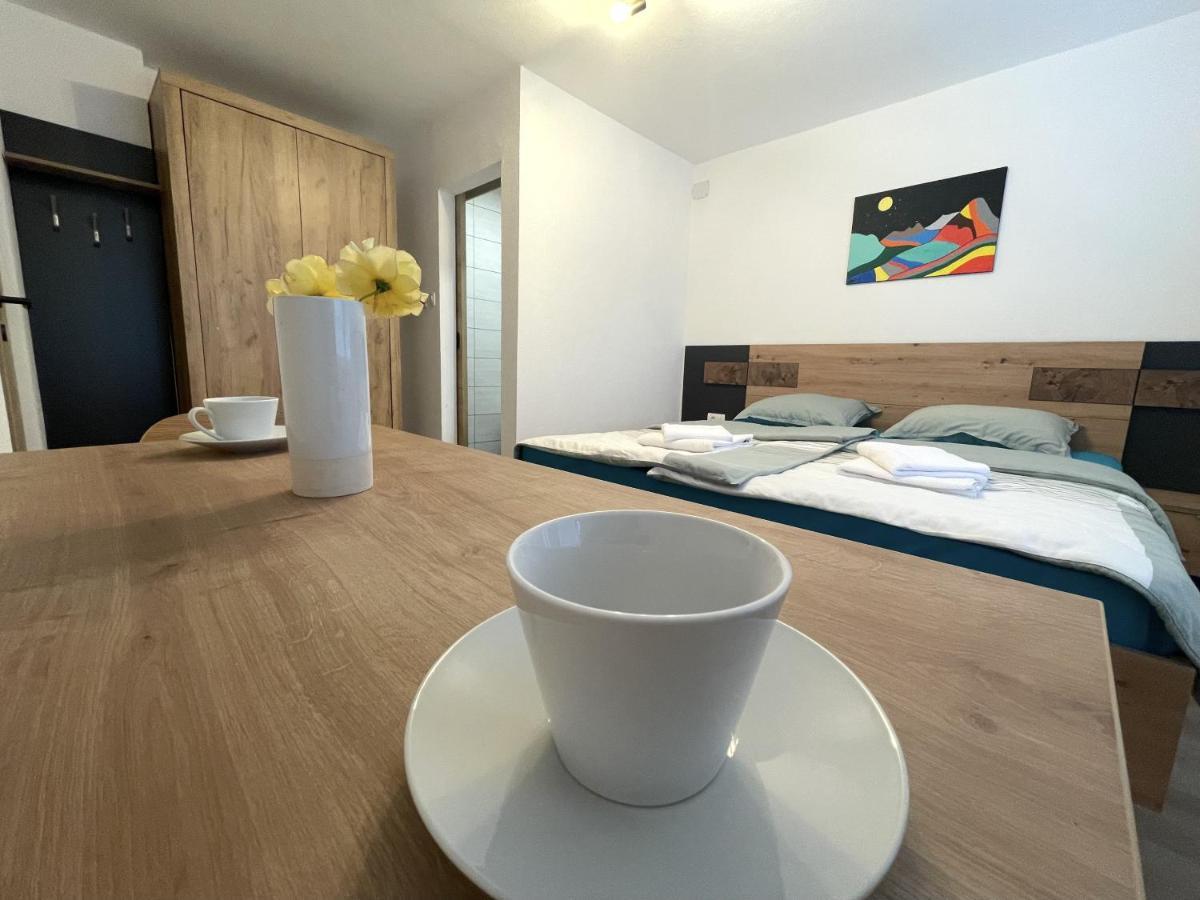 Apartments And Rooms Pri Baslju Cerkno Dış mekan fotoğraf