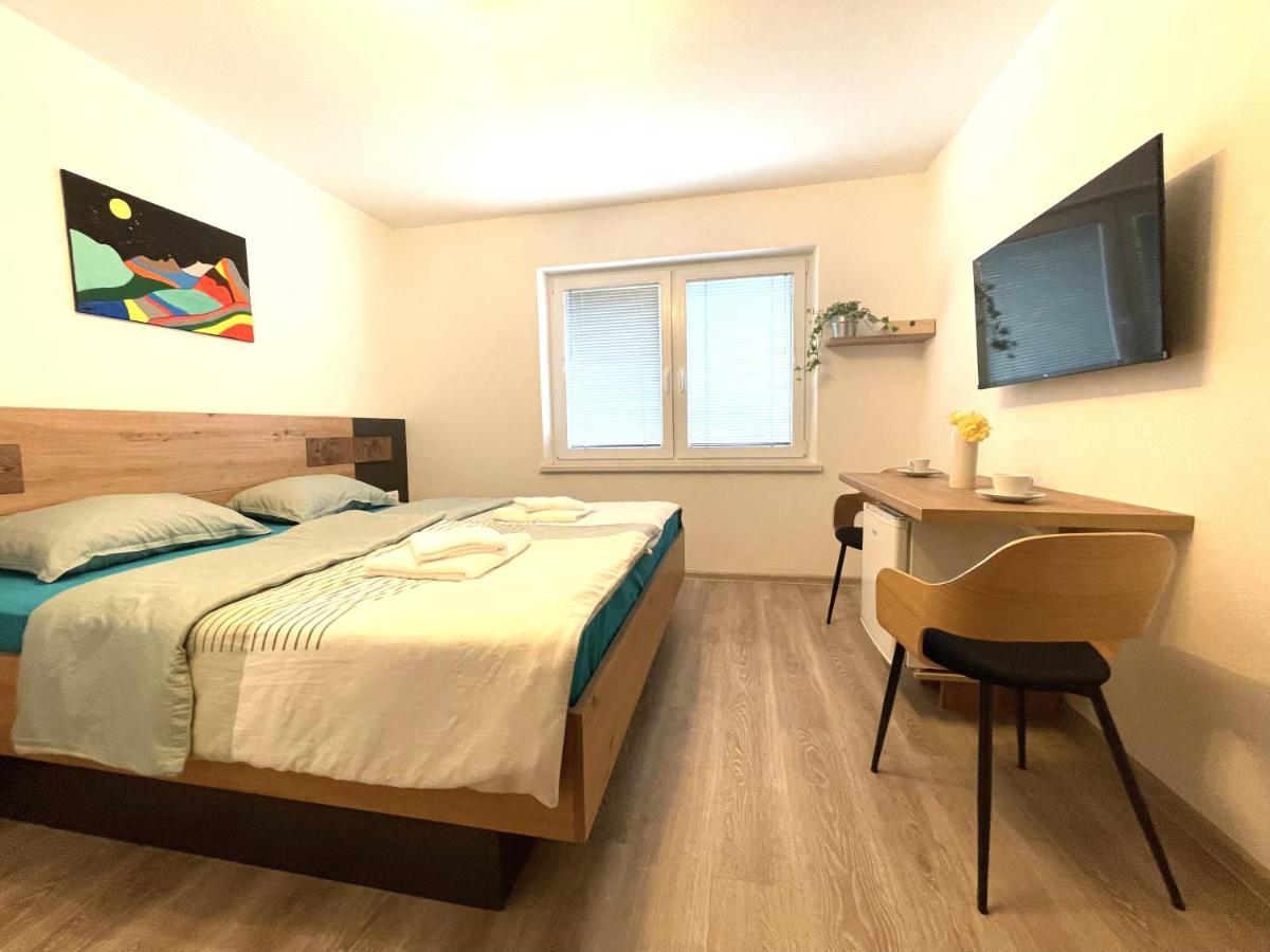 Apartments And Rooms Pri Baslju Cerkno Dış mekan fotoğraf